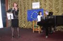 <p>
	"Yesterday" у виконанні дуету Людмили Газиковської та Олександри Жихарєвої.</p>
